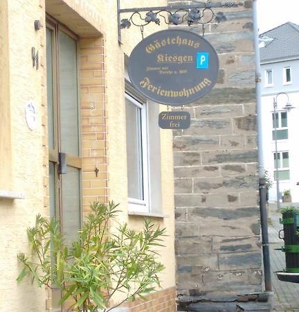 Gaestehaus Kiesgen-Mendgen Bernkastel-Kues Exterior foto